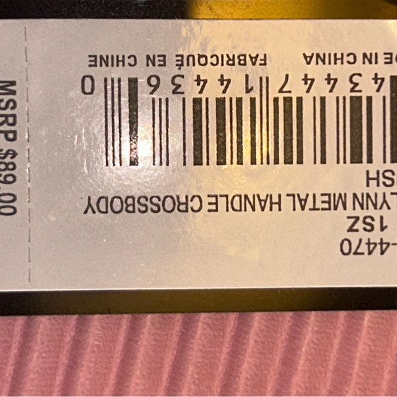 NWT Bebe pink accordion style top handle bag with a gold Crossbody chain - Picture 9 of 9